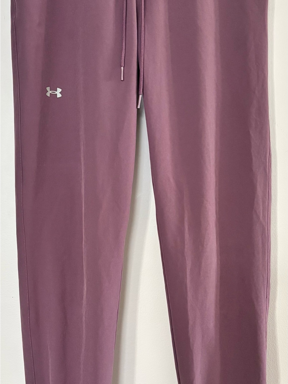 Under Armour Ladies Mauve Stretch Jogger Pants